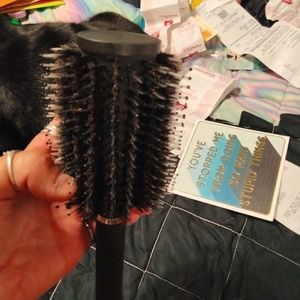 Brand new real functional brush with a hidden comp